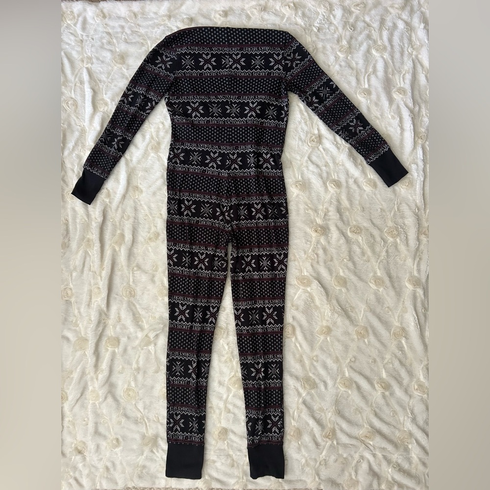 ๐ Victoria's Secret ๐ Stretch Knit Onsie Bodysuit Romper Black Fair Isle Accents - Picture 4 of 10